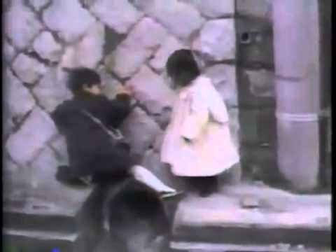 VIDEO IMPRESIONANT! Un băieţel s-a sacrificat pentru sora lui