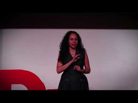 TEDx Talk — Caro Alviarez
