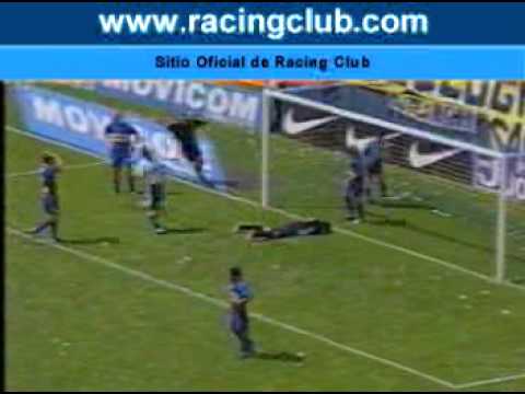 Apertura 2002 / Boca 3 - Racing 4 / Gol de C. Rodriguez (e/c)