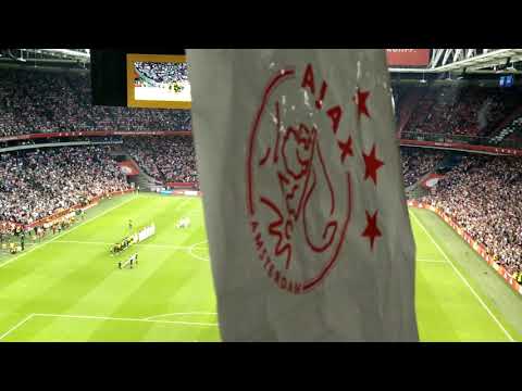 Opkomst spelers Ajax - Standard Luik. Johan Cruyff Arena Amsterdam 14 augustus 2018