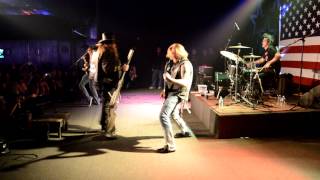 Texas Hippie Coalition - &quot; Hands Up &quot; &amp; &quot; 8 Seconds &quot; in Fort Smith, AR.