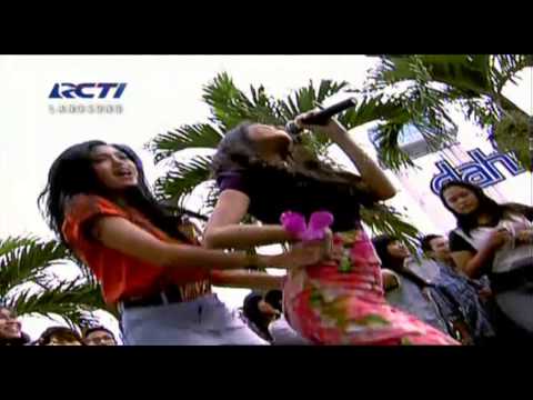 DUO ANGGREK Live At Dahsyat (12-04-2013) Courtesy RCTI