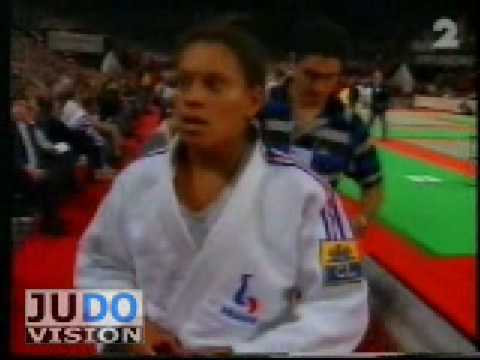 JUDO 1997 World Championships: Celine Lebrun (FRA) - Hyun-Kyung Lee (KOR)