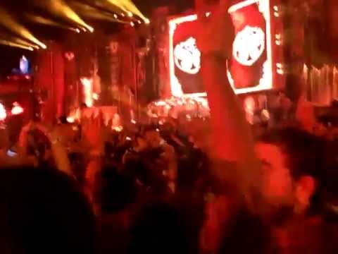 Avicii @Tomorrowland 2012 - WHO by Tujamo & Plastik Funk