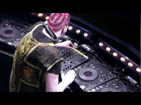 Qlimax 2008 DVD - D-Block & S-Te-Fan (HD)