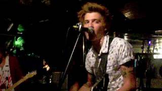 Annabelle - A Rocket To The Moon. [Live]