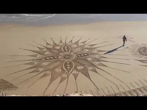 "Beach Sand Art" by Vitor Raposo. Fantastic drawings on the beach sand in Portugal. How it is made.