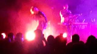 2019 04 20 The Broods Filmore Silver Spring MD 13 221732 Everything Goes  Wow