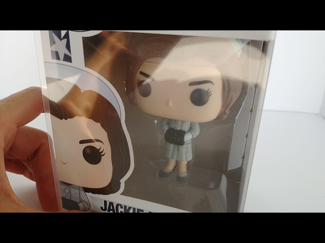 Vídeo relacionado con Jackie Kennedy #47 Pop Vinyl Figure Pop Icons: American History (Includes Ecotek Pop Box Protector Case)