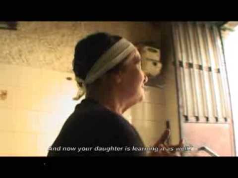 Bertina fa il pane casareccio ciociaro