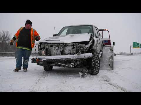 Light Snow Causes Accidents in Des Moines, Iowa | February 6th, 2021