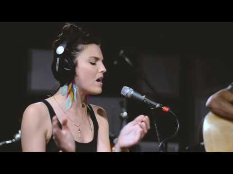 Born To Become - Maya Johanna | Live at Cocktail 88