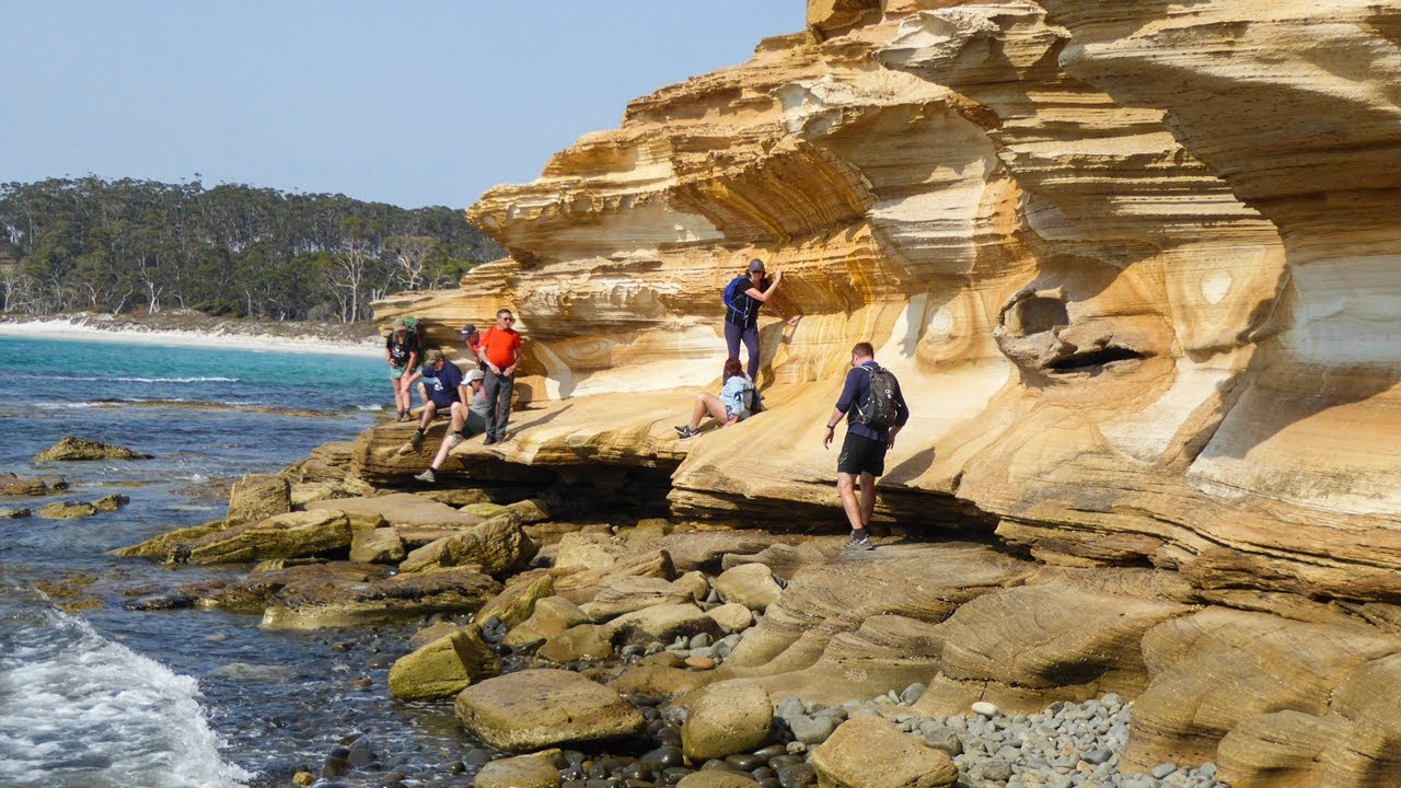 Cycle, Kayak & Walk Tasmania Adventure | Tasmanian Expeditions