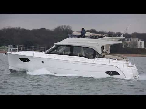 Bavaria E40 Fly review | Motor Boat & Yachting