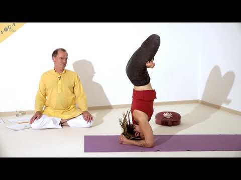 Kopfstand im Lotus - Yoga Asana Lexikon