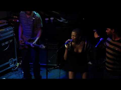 The Sunburst Band - Put A Lyric In It (Live @ The Jazz Cafe, London)