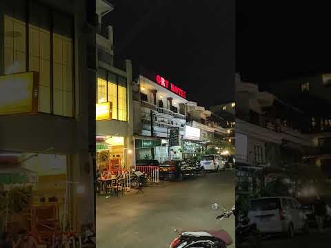 Street at night , ວຽງຈັນ, Vientiane, Laos  Part 1