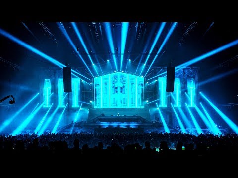 Aly & Fila plays 'Paul Van Dyk - Connected (Ferry Tayle Rework)' (Live at Transmission Bangkok 2017)