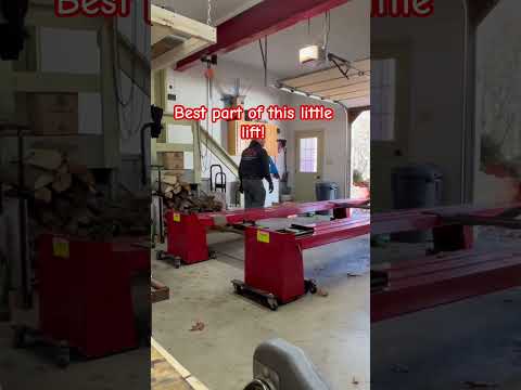 Best Marketplace score I’ve made. This little lift has come in so handy with projects in the garage