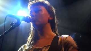 Angel Olsen - Iota (HD) Live In Paris 2014