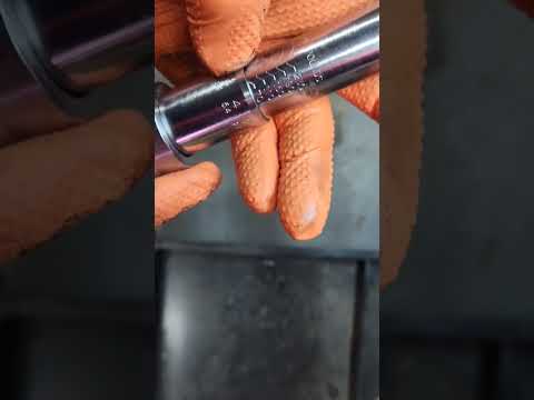 How to use a torque wrench in 60 seconds!!