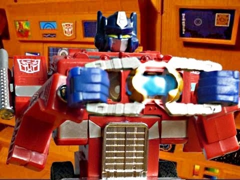 OPTIMUS PRIME reviews The Matrix