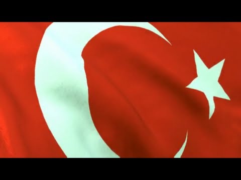 Uçurum Kenarında Yıkık Bir Ülke : Mustafa Kemal Atatürk