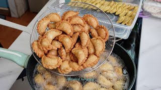 Download lagu TAHAN 1 BULAN! COCOK BUAT DIJUAL, Super Renyah TANPA Cetakan| RESEP PASTEL MINI ABON SUPER RENYAH mp3