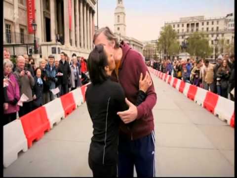 Stephen Fry's Gadget Man - Kangoo Jumps UK.mp4