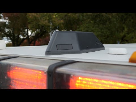 The Rooftop Router for 5G in Vehicles