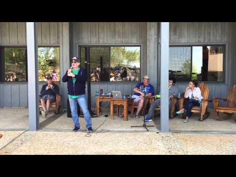 Tom Brown telling Elvis story - video by Susan Quinn Sand