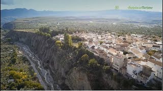 preview picture of video 'Palacio Casa Zayas y alojamiento El Secreto del Olivo en Nigüelas, Granada'