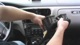 How to change a radio in a 2000 Honda Accord