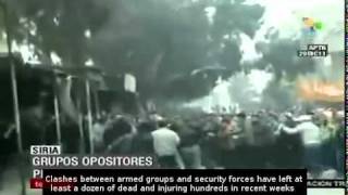 preview picture of video 'Anti-government protests continue in Syria'
