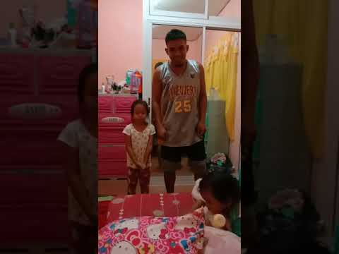 Banana cha-cha-cha challenge with my hubby and daughter