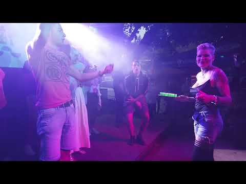 Schlagersängerin & Ballermann-Star Melanie Müller beim 10 Jährigen Jubiläum im Burgersgarten