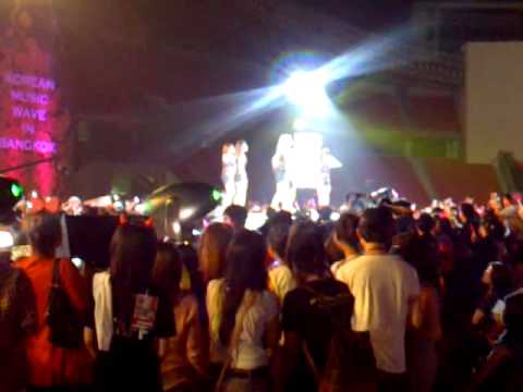 Wonder Girl @ MBC Korean Music Wave in Bangkok 2011