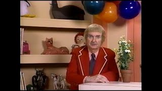 A Complete Captain Kangaroo show in color  from 1976   part 1 of 4!!