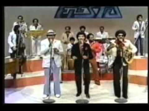 CHECHE ABREU -  CANTA PETER CRUZ MERENGUE CLASICO DE LOS 80'S