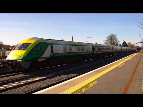 Irish Rail Mark 4 Intercity Train + 201 Class Loco - Kildare Station