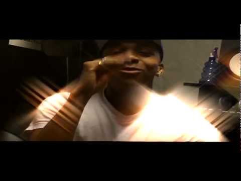 FINATTICZ YC LOPEZ IN THE STUDIO