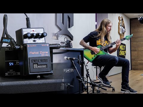 BOSS METALZONE - IN THE ROOM