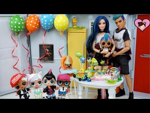 LOL Punk Boi Family Surprise Birthday Party! Games & Presents