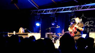 Jazz en baie 2011 : Mike Reinhardt trio - Mimosa (George Benson)