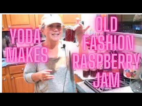 Old fashioned raspberry jam - food preparedness on the homestead