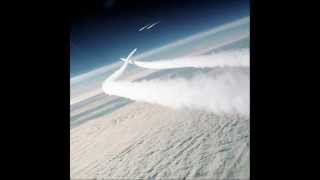 Starecase – Vapour Trails (Audio Junkies Remix)
