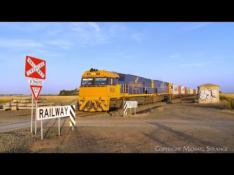 4MA5 Pacific National Container Train With Two Indian Pacific Locomotives (11/1/2023) - PoathTV
