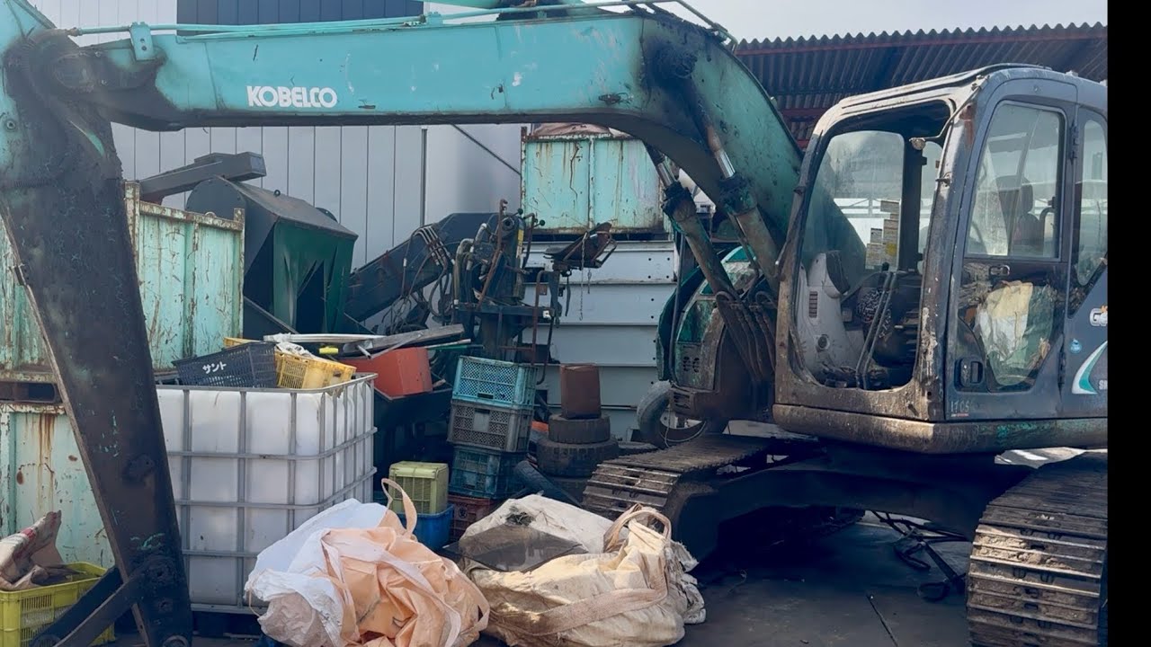 こいつは無理だ！こんなにくたびれた10000時間越えのコベルコSK135SR-2 はそのまま鉄くずにするべきだ！コモンレール　三菱　D04FR