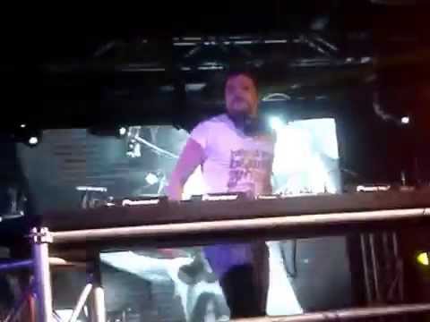 ATB playing Audien- Wayfarer @ Istmo Fest, CIFCO El Salvador 2014-04-16