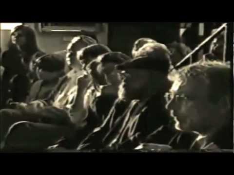 Wisława Szymborska czyta wiersz "Kot w pustym mieszkaniu"